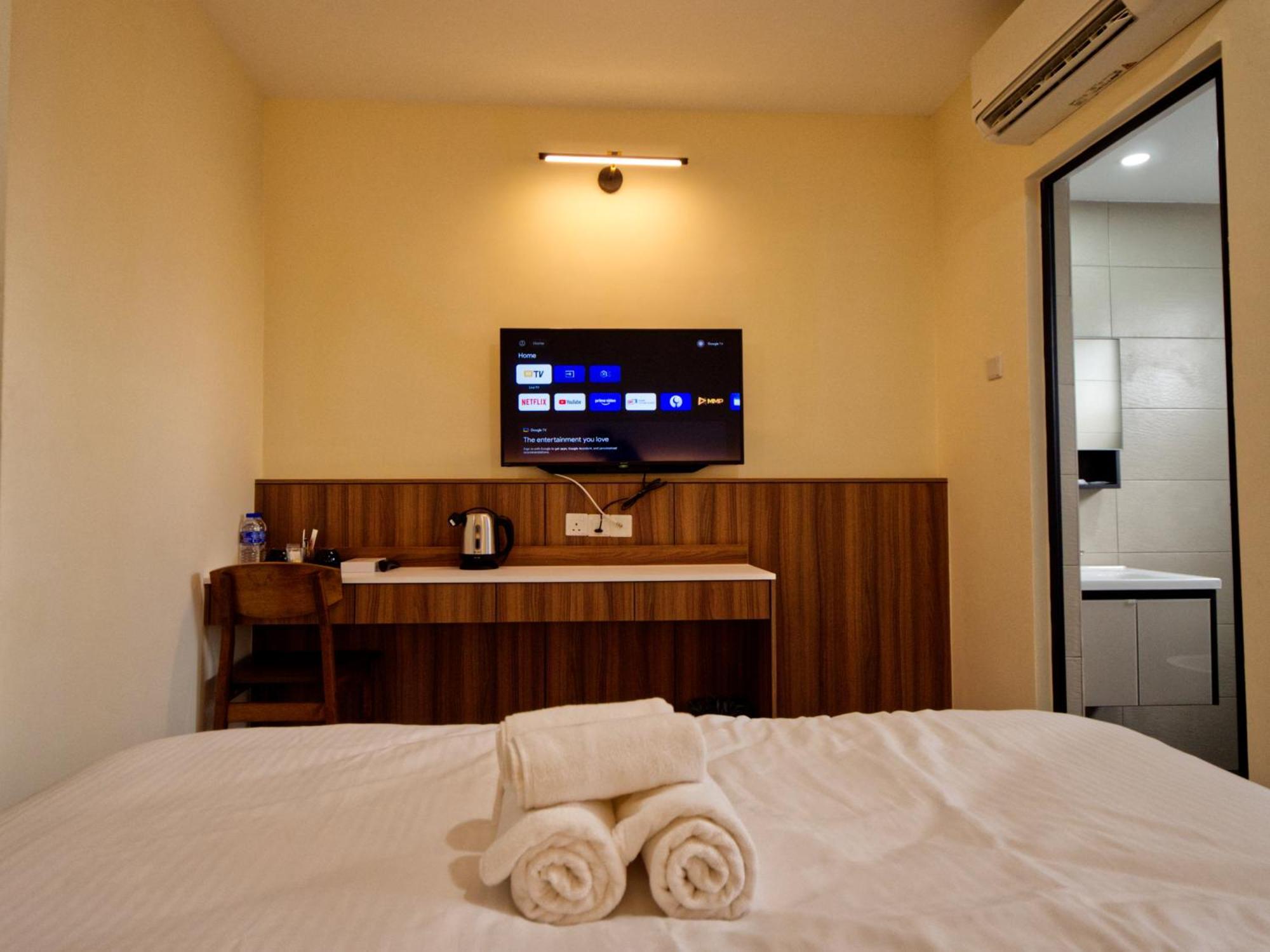 Weiss Hotels Kepong Baru Kampong Jawa Tengah Rom bilde