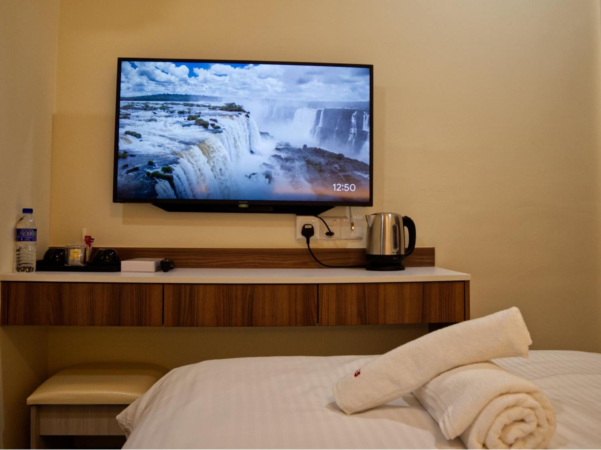 Weiss Hotels Kepong Baru Kampong Jawa Tengah Rom bilde